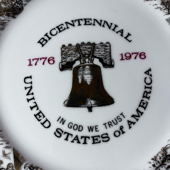 VINTAGE 1976 VILETTA U S BICENTENNIAL 1776 - 1976 PLATE United States of America - Picture 2 of 11